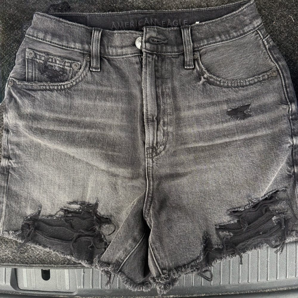 American Eagle Outfitters Women's Black Distressed Jean Shorts